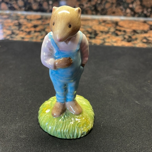 Royal Albert “Ratty” figurine. The Wind in the Willows 1987. 3.5”. Vintage - Picture 2 of 6